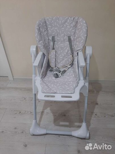 Детский стульчик для кормления