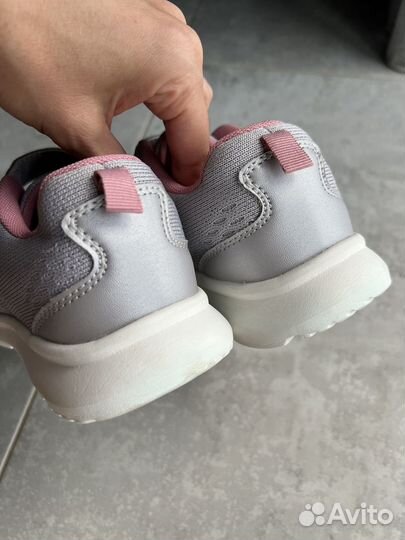 Кросовки в школу р-36