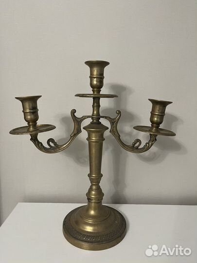 Старинный подсвечник