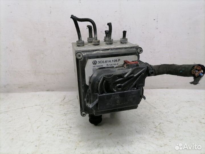 Блок abs Volkswagen Passat B6 2.0 2008