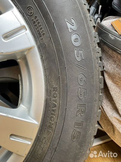 R15 Nokian Tyres Nordman 8 205/65, PCD 5x114.3 DIA 66.1