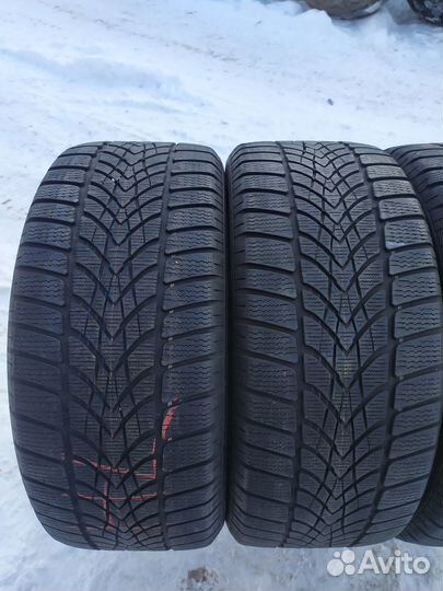 Dunlop SP Winter Sport 4D 255/50 R19 103V