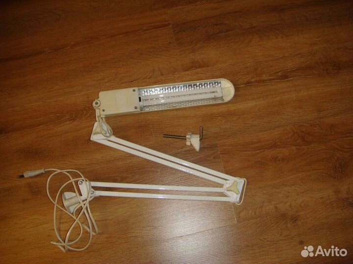 Лампа настольная