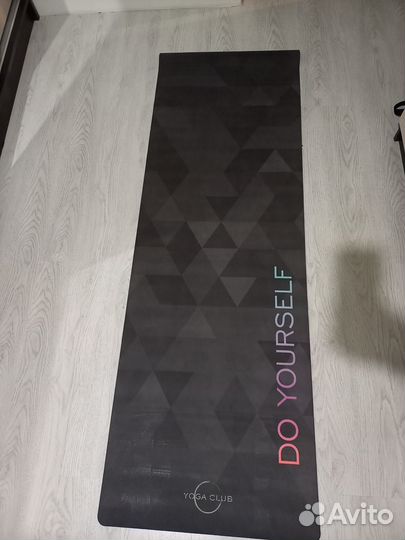 Коврик для йоги и фитнеса
