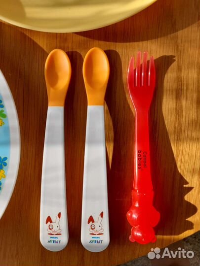 Набор 5 детских тарелок + 2 ложки + вилка