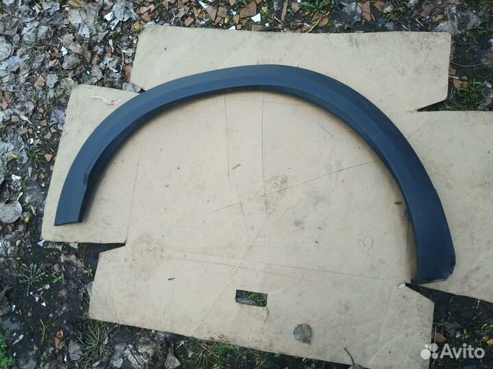 Накладка крыла заднего правого Citroen C5 Aircross