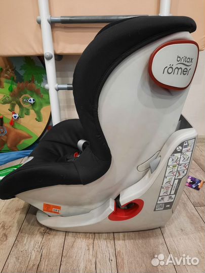 Автомобильное кресло britax romer