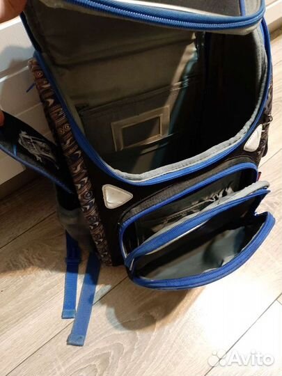 Школьный рюкзак