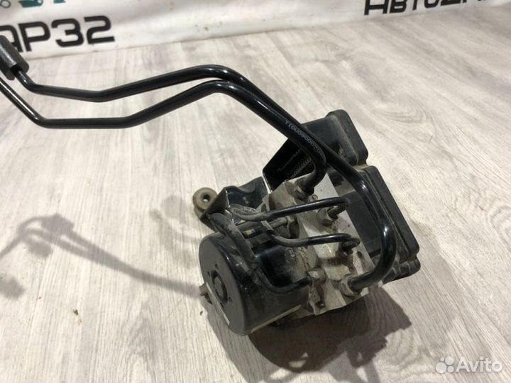 Блок abs Ford Focus 3 pnda 2011