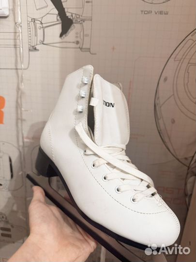 Коньки фигурные