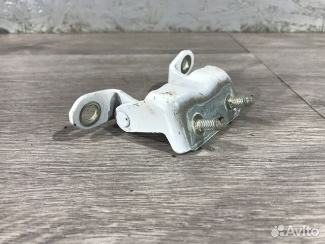 Петля двери nissan almera G15 1.6 мт седан