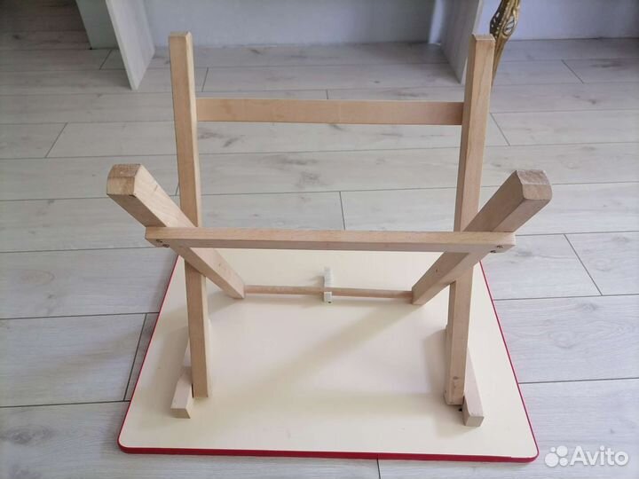 Детский столик