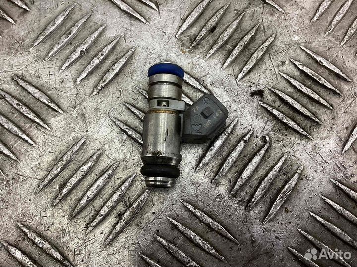 Форсунка для Renault Scenic 1