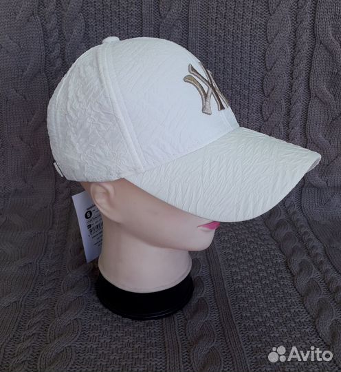 Кепка женская новая
