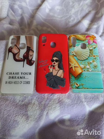 Чехлы на телефон