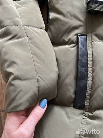 Пуховик sisley