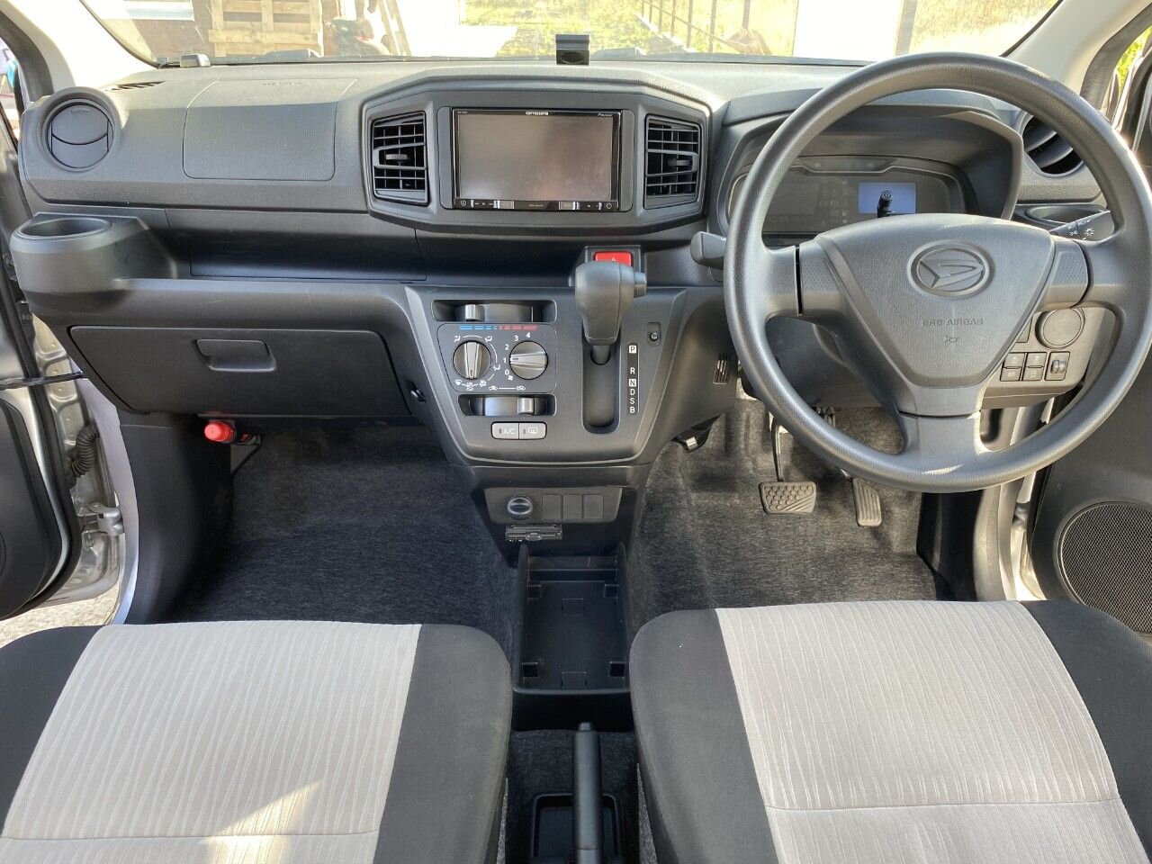 Daihatsu Mira e:S: фото из отзыва