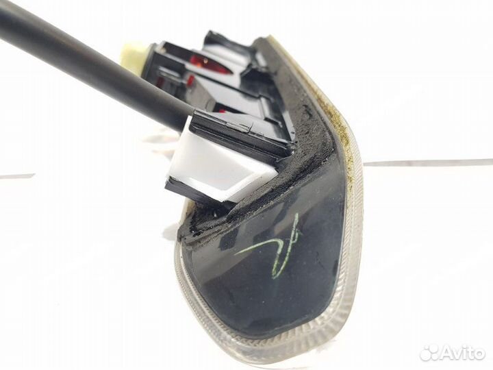 Фонарь стоп сигнала Land Rover Freelander 2.2L