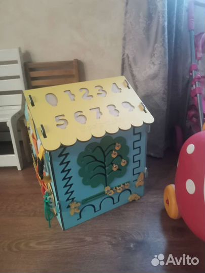 Игрушка Домик
