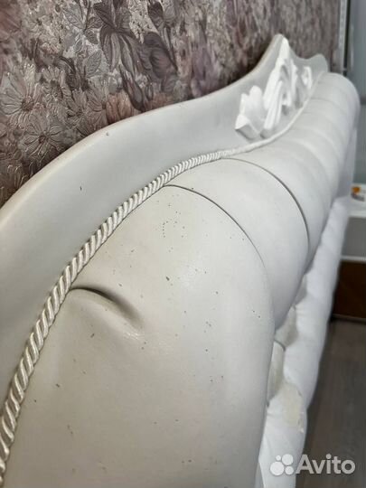 Кровать двухспальная бу 140х200