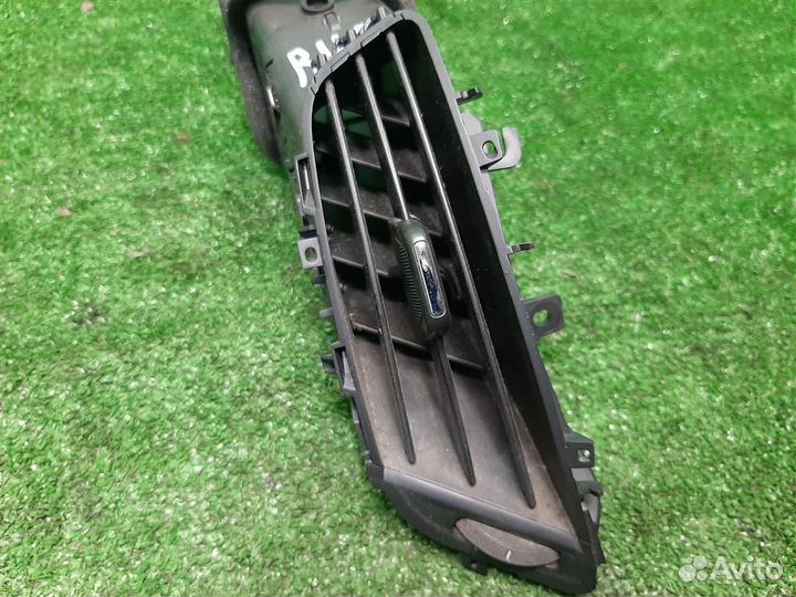 Дефлектор торпедо центральный Opel Zafira C 2014