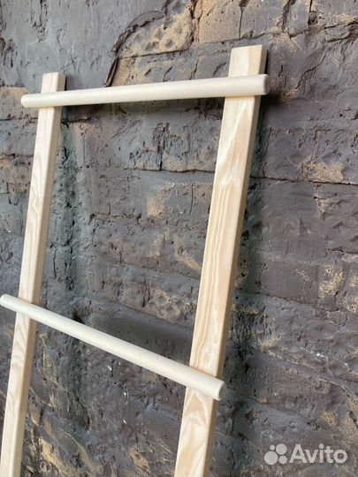 Вешалка-лестница напольная как из IKEA