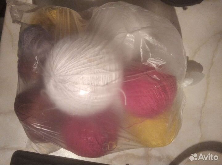 Нитки похожи на ирис