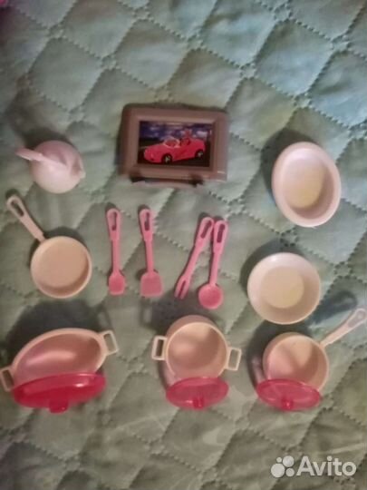 Новая кухня с посудой для Барби