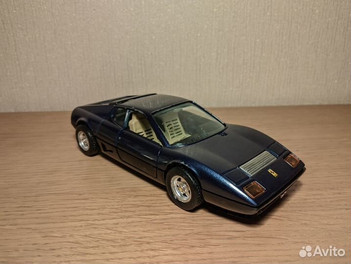 1/24 Bburago Ferrari 512 BB #0133 (Italy)