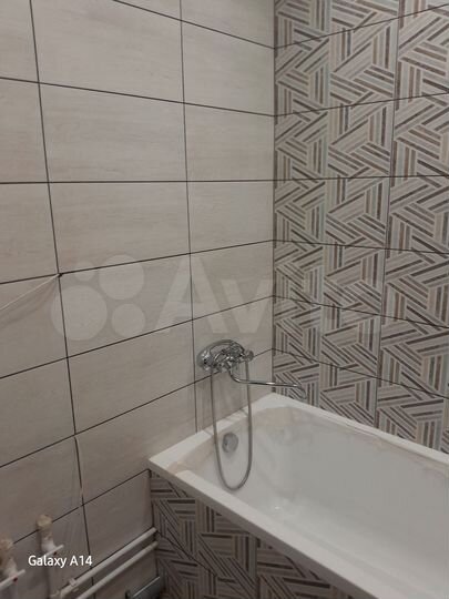 2-к. квартира, 63 м², 3/3 эт.