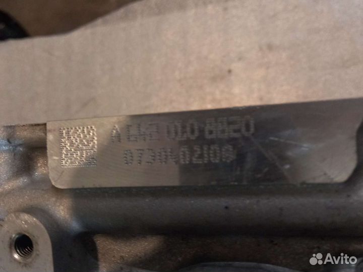 Головка блока цилиндров Mercedes двигатель ом642