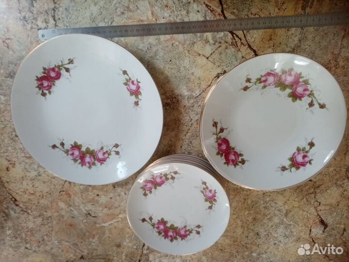 Тарелки 13 шт, сервиз, розы гдр, золочение