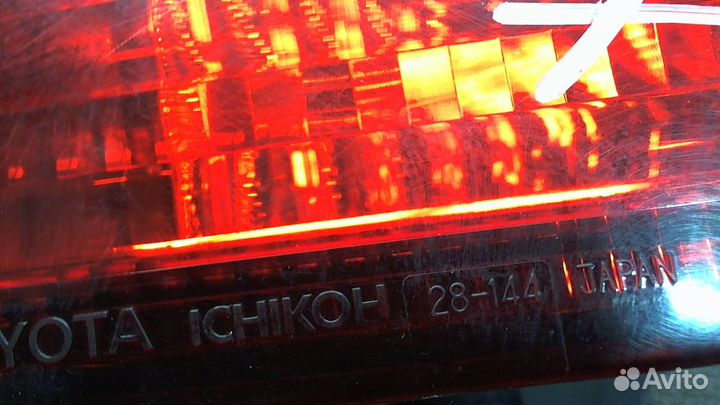 Фонарь крышки багажника Toyota Previa (Estima), 20