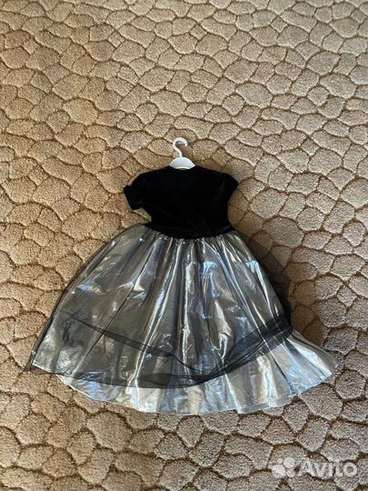 Платье праздничное для девочки
