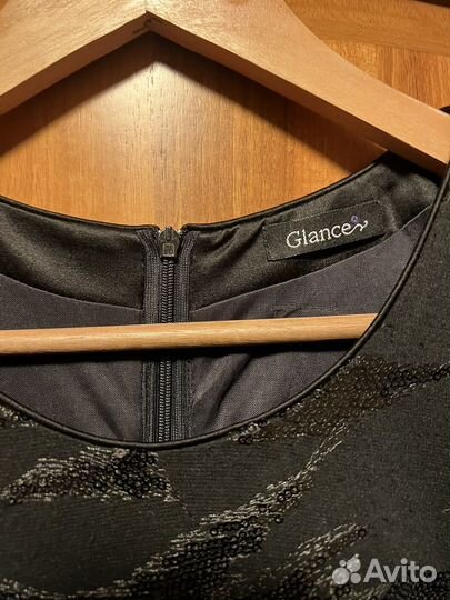 Вечерние платья и босоножки