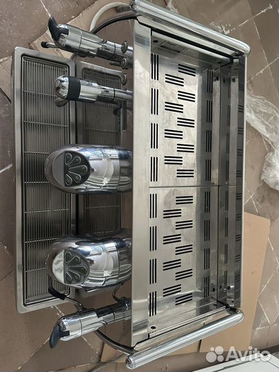 Кофемашина victoria arduino adonis