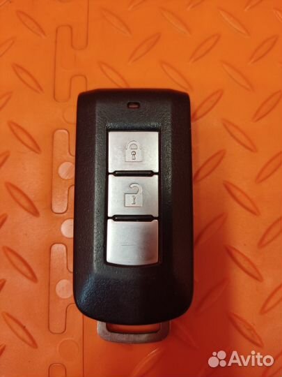 Ключ зажигания Mitsubishi Pajero Sport джип/KS0W