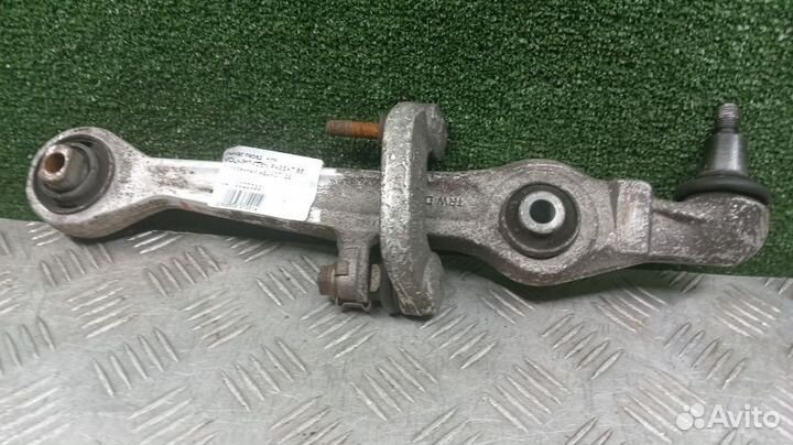 Рычаг Volkswagen Passat Передний Нижний