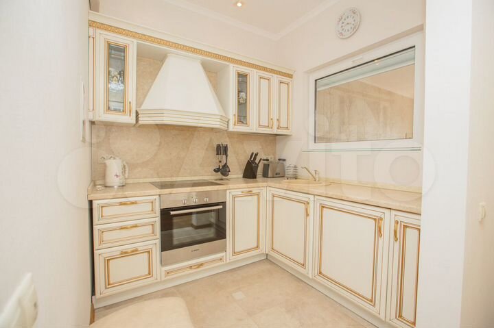 3-к. квартира, 90 м², 5/7 эт.