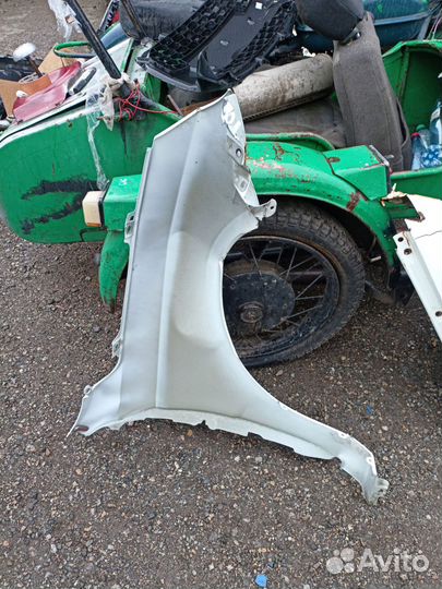 Крыло переднее левое Лада Веста