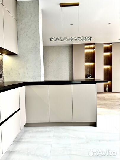 Кухня без ручек Современная кухня