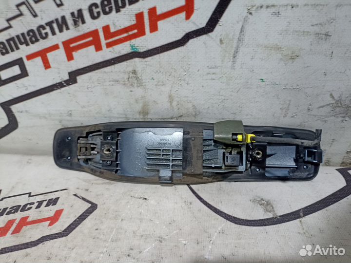 Ручка двери внешняя nissan serena PC24 PNC24 RC24 TC24 TNC24 VC24 VNC24 задняя правая 826064N070 гол