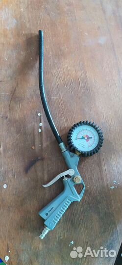 Пневмопистолет для накачки шин