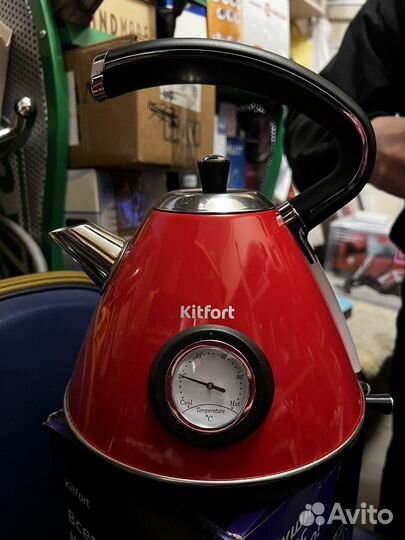 Чайник kitfort KT-686-1
