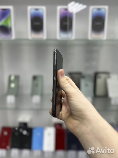 iPhone Xs, 64 ГБ