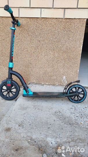 Самокат с большими колесами