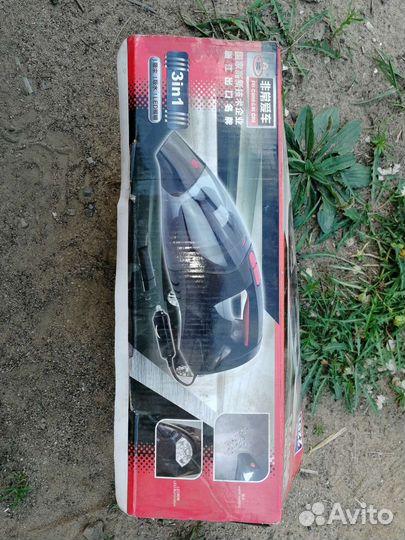 Автомобильный пылесос