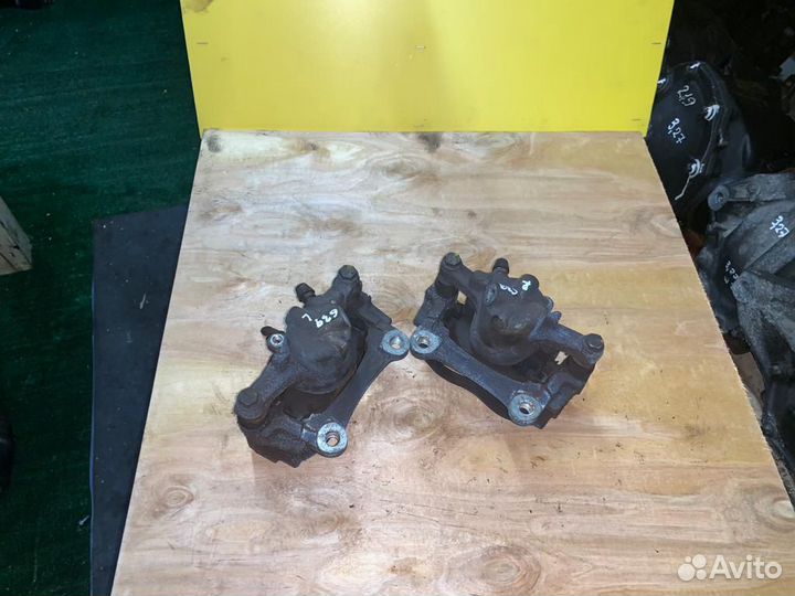 Суппорт задний на Мерседес w639