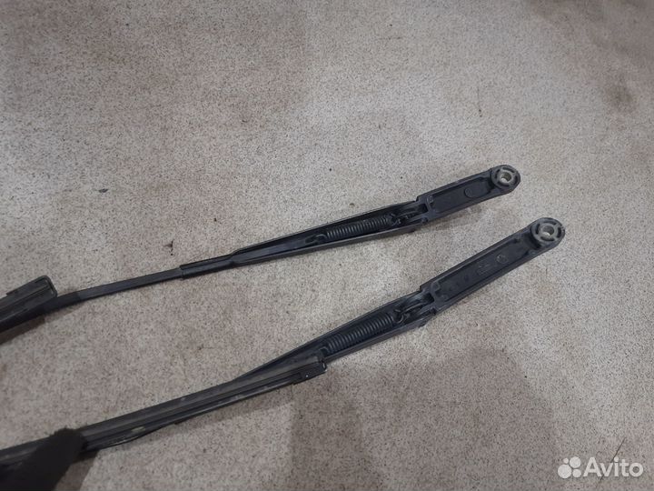 Поводки дворников для Skoda Octavia A7