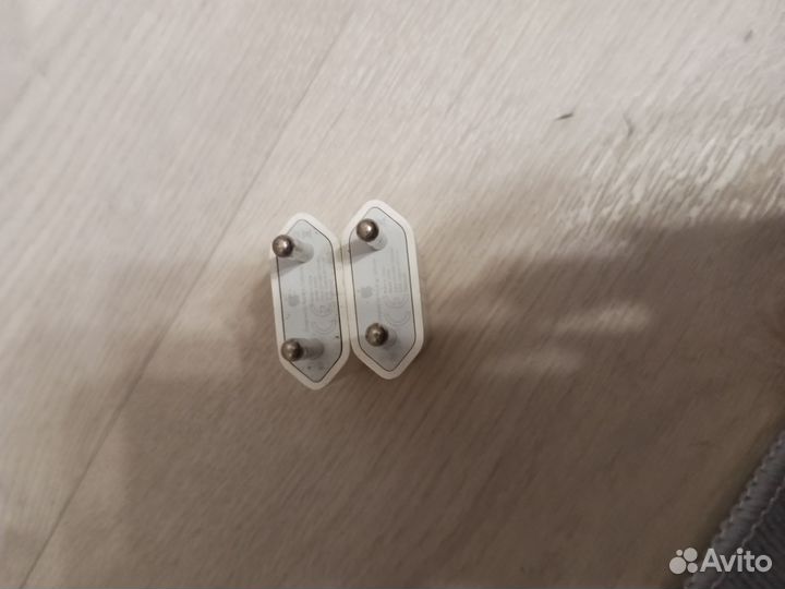 Блок питания для iPhone